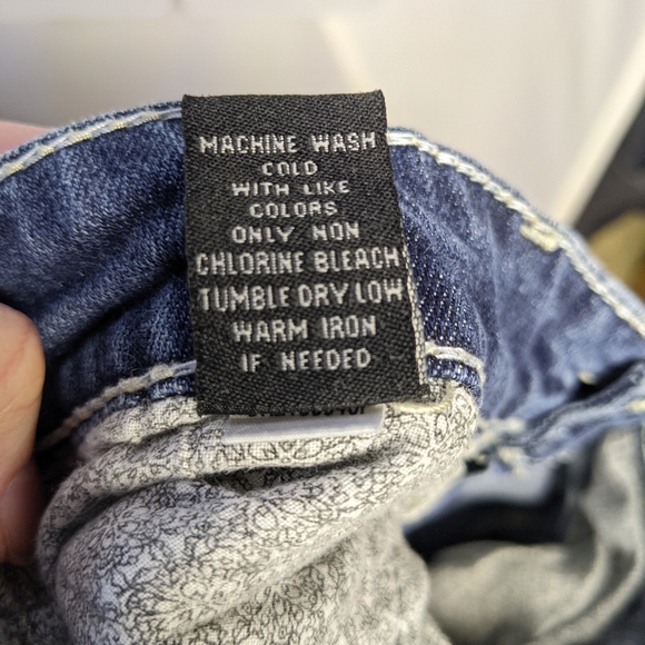 Rue 21 Premiere Distressed Jeans - Picture 8 of 8